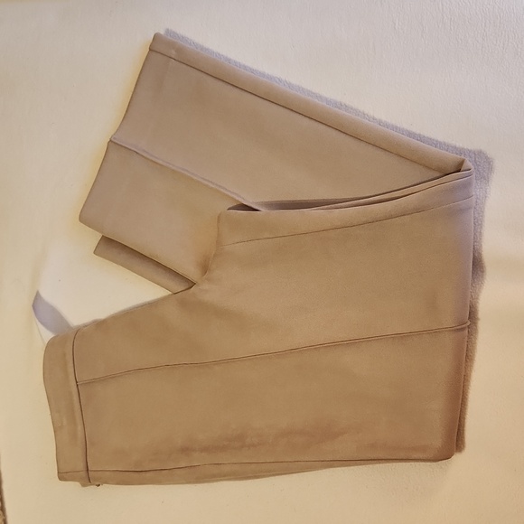 NWT Ann Taylor Pintuck Ultrasuede Trouser - Picture 6 of 8
